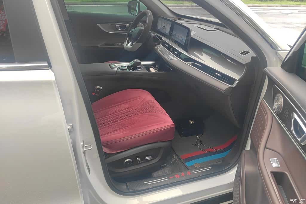 Chery Tiggo 8, 2025 8