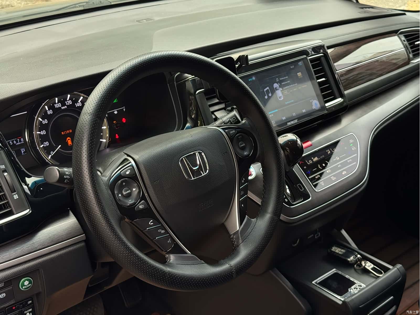 Honda Elysion, 2017 25