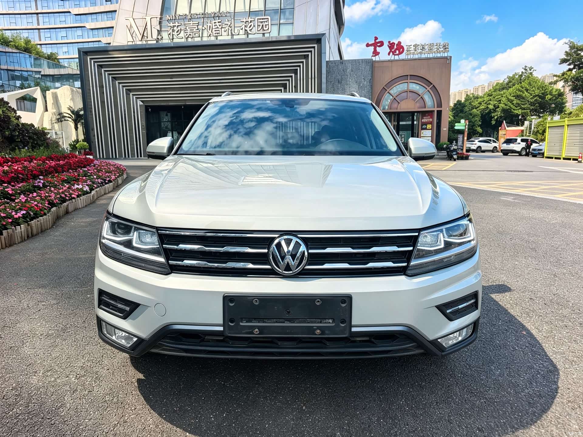 Volkswagen Tiguan L, 2020 2