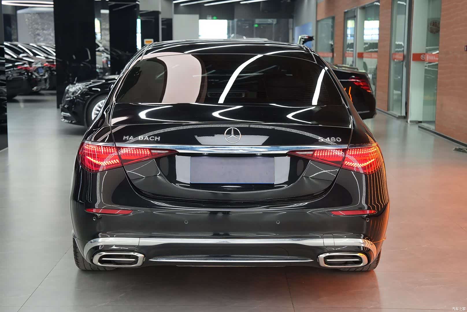 Maybach S-Class, 2023 7