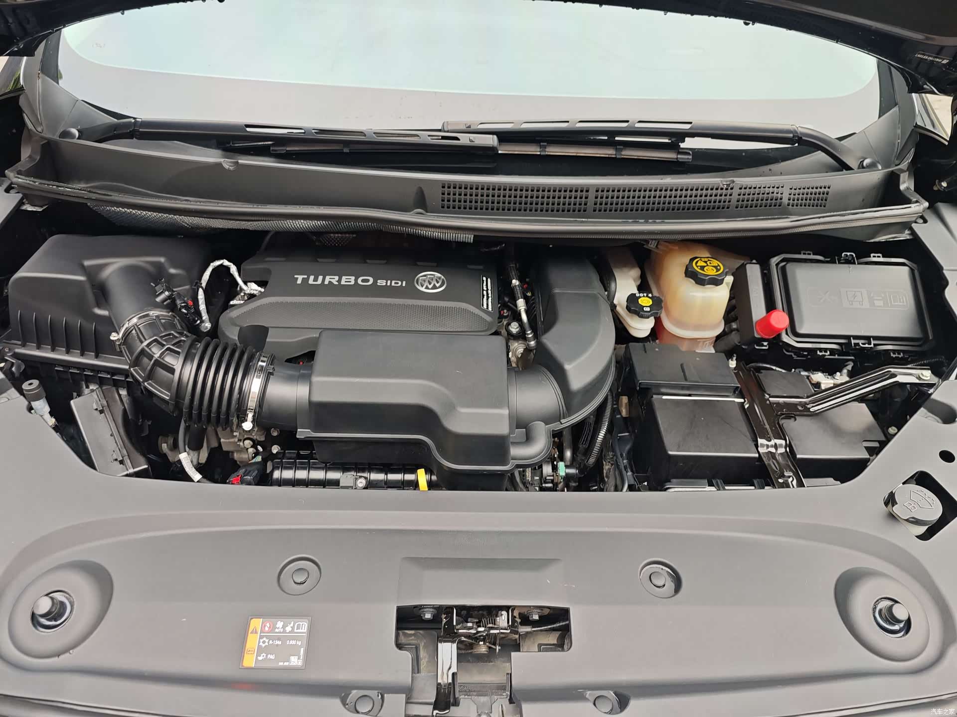 Buick GL8, 2022 4