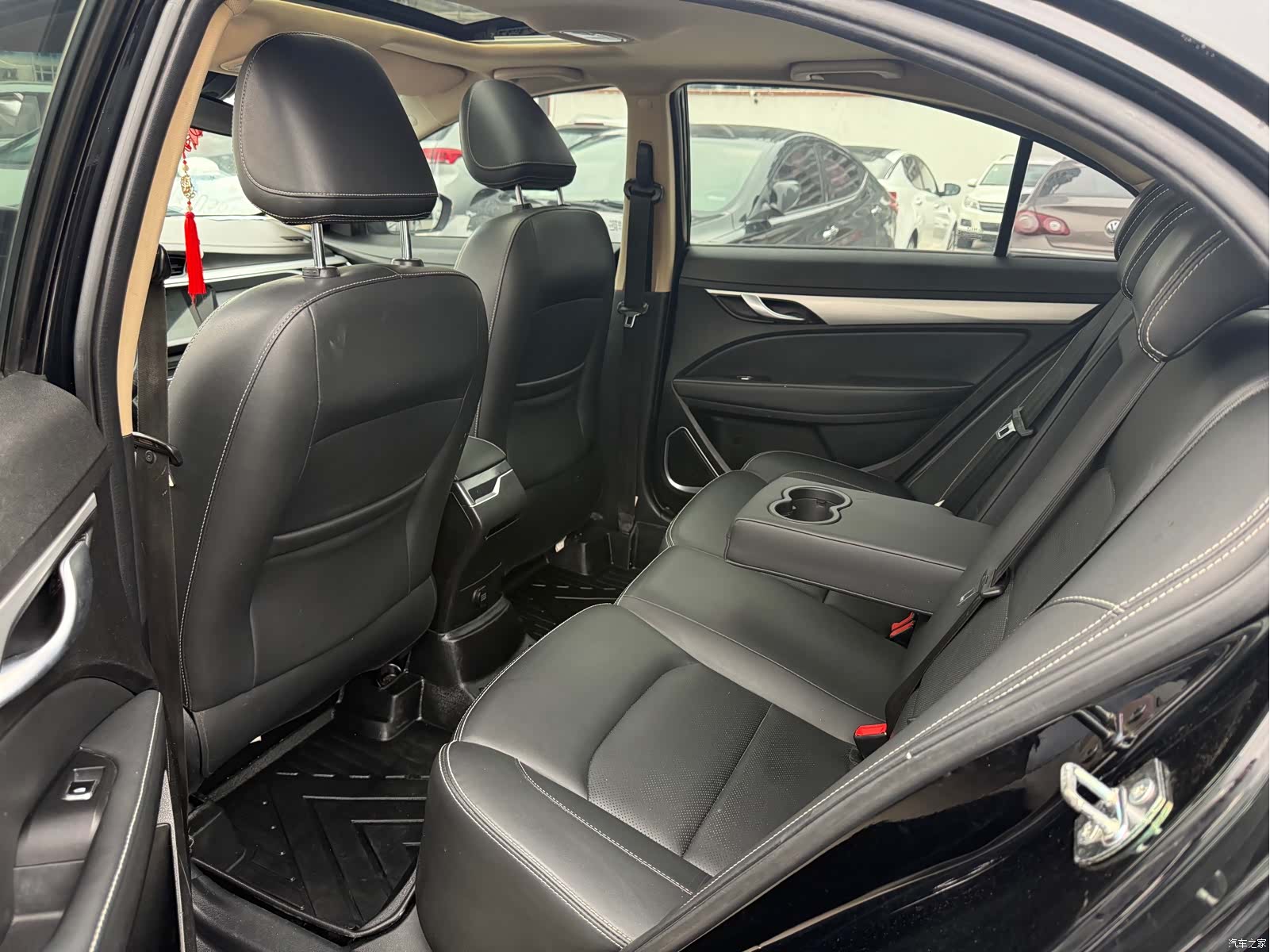 Geely Emgrand, 2018 8