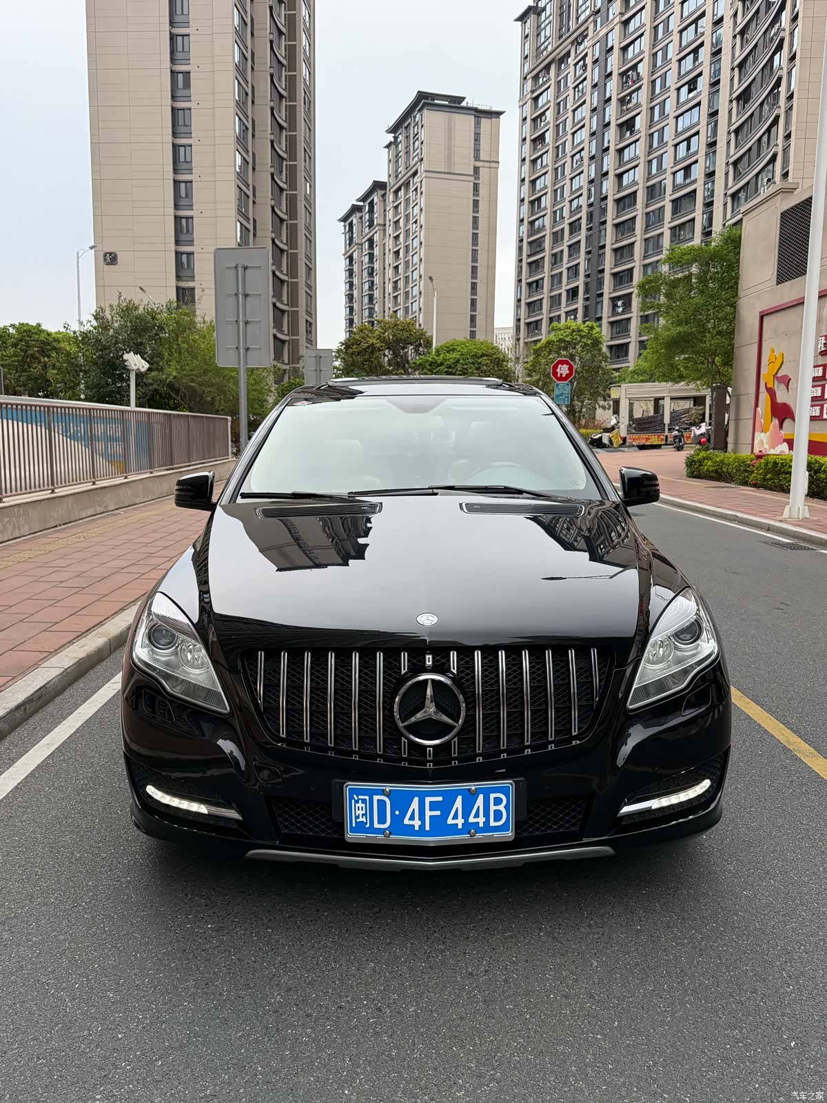 Mercedes-Benz R-Class, 2012 все фото