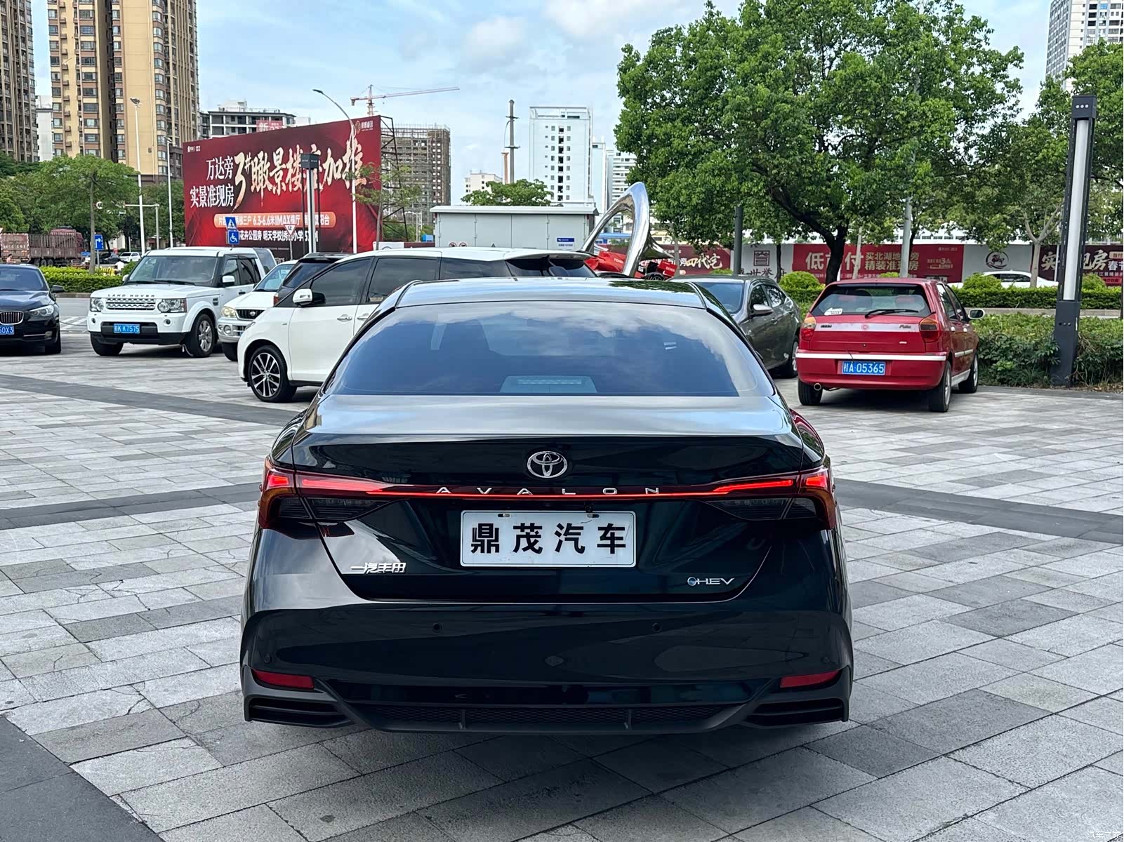 Toyota Avalon, 2025 4