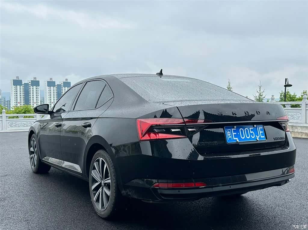 Skoda Superb, 2023 6