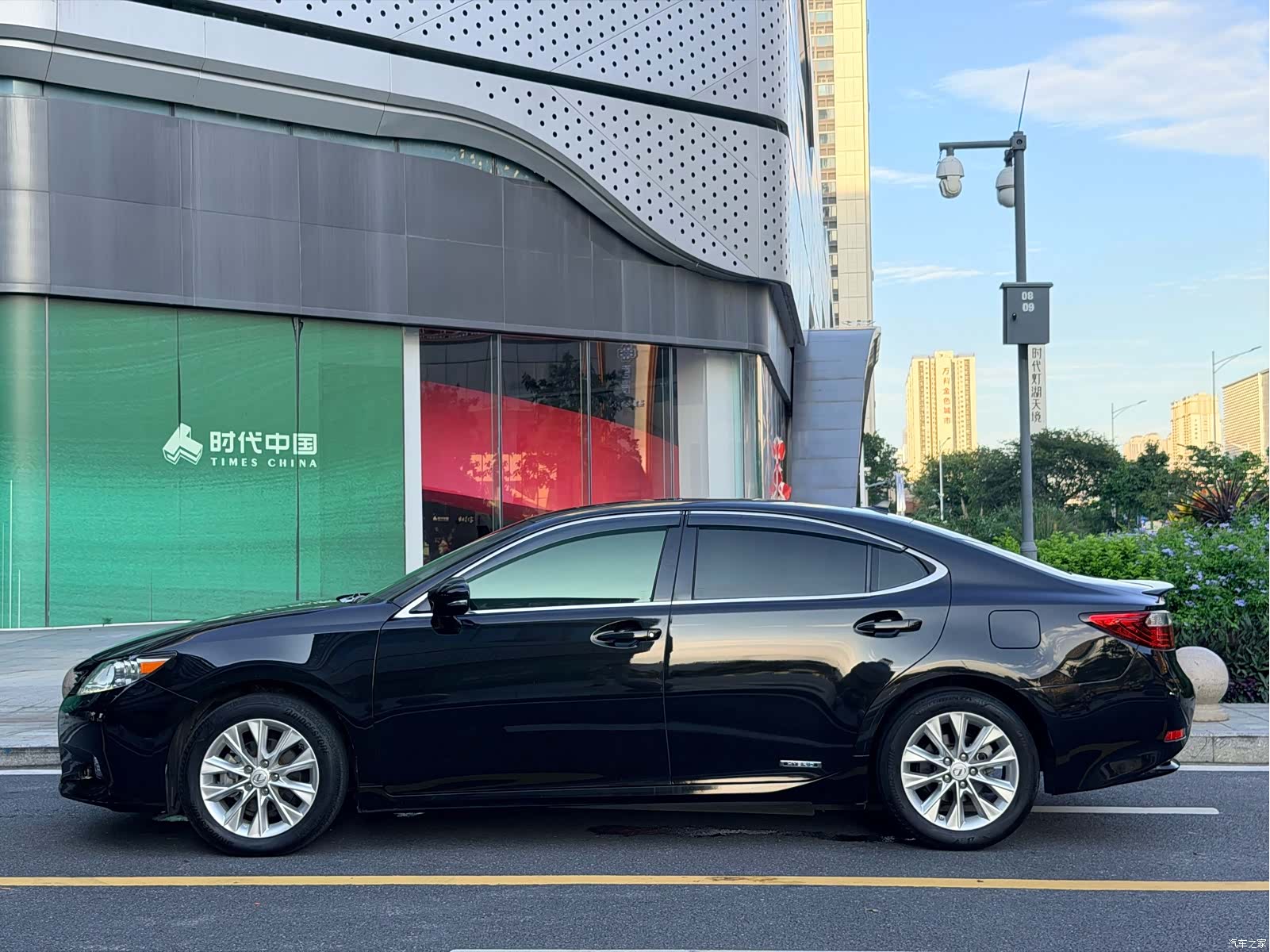 Lexus ES, 2014 7