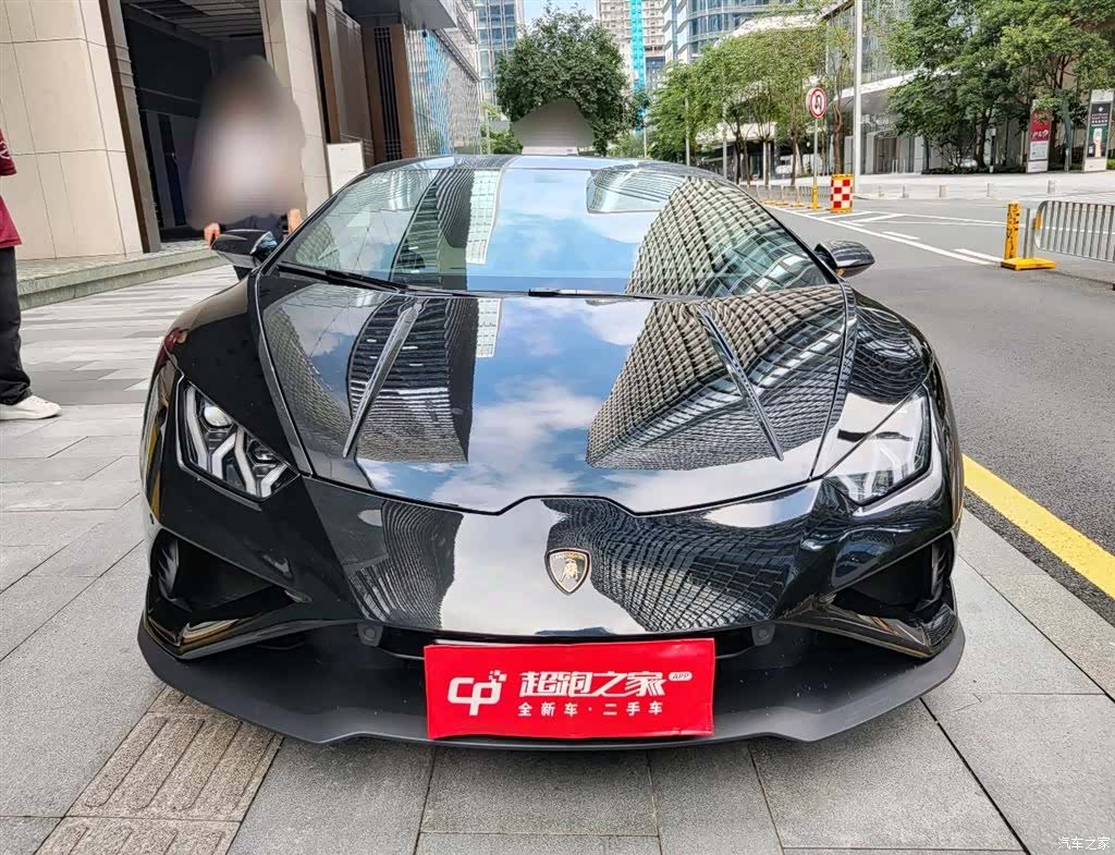 Lamborghini Huracán, 2022 2