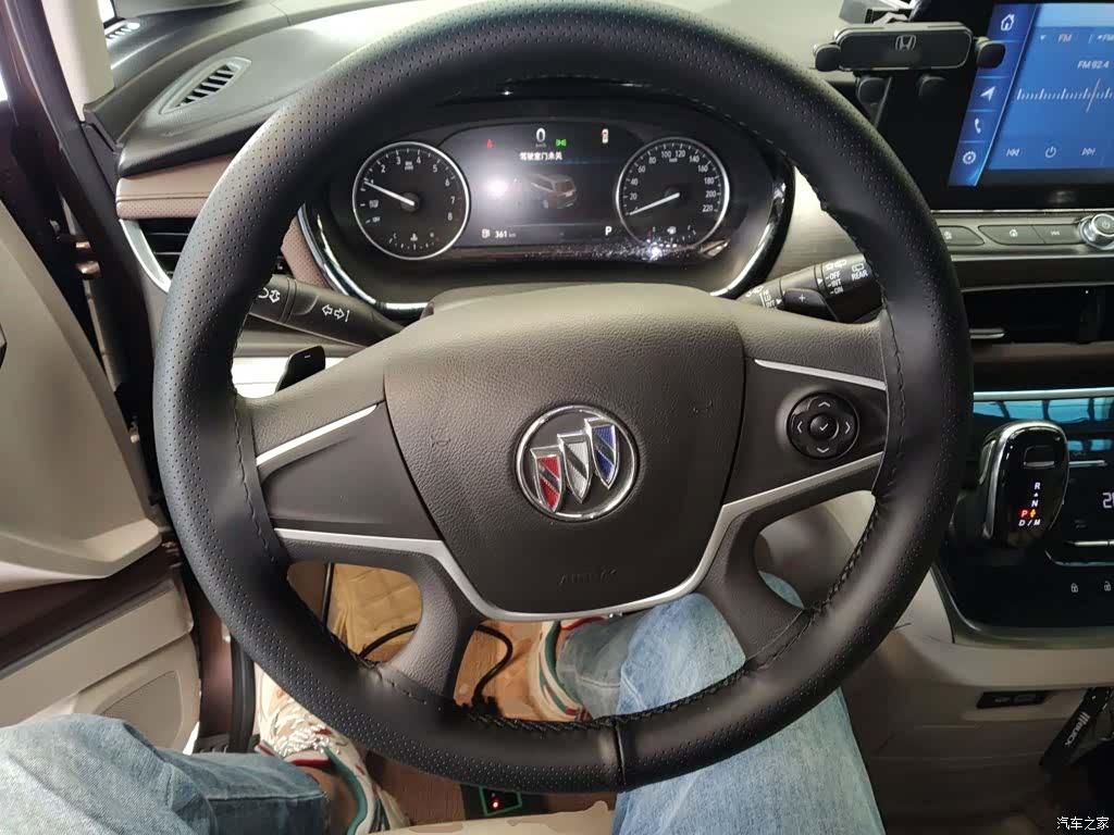 Buick GL8, 2020 7