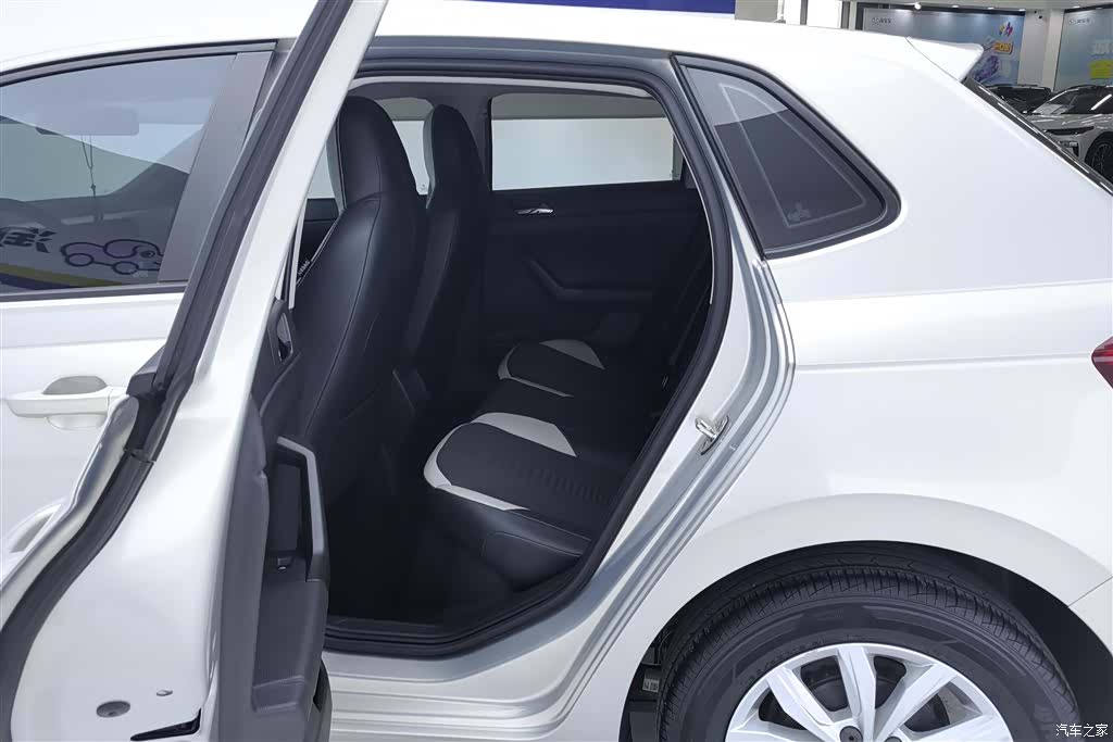 Volkswagen Polo, 2020 11