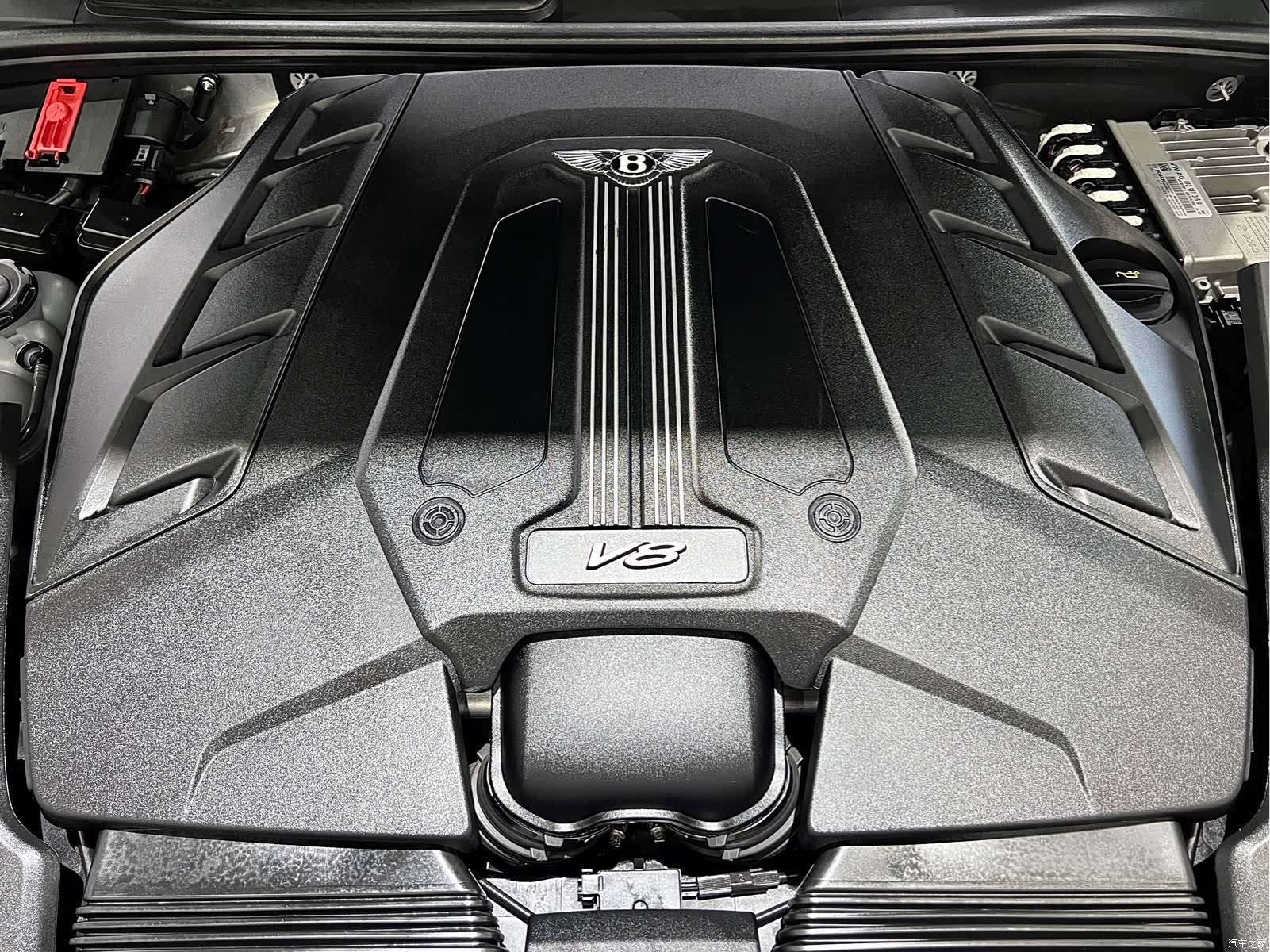 Bentley Bentayga, 2021 18