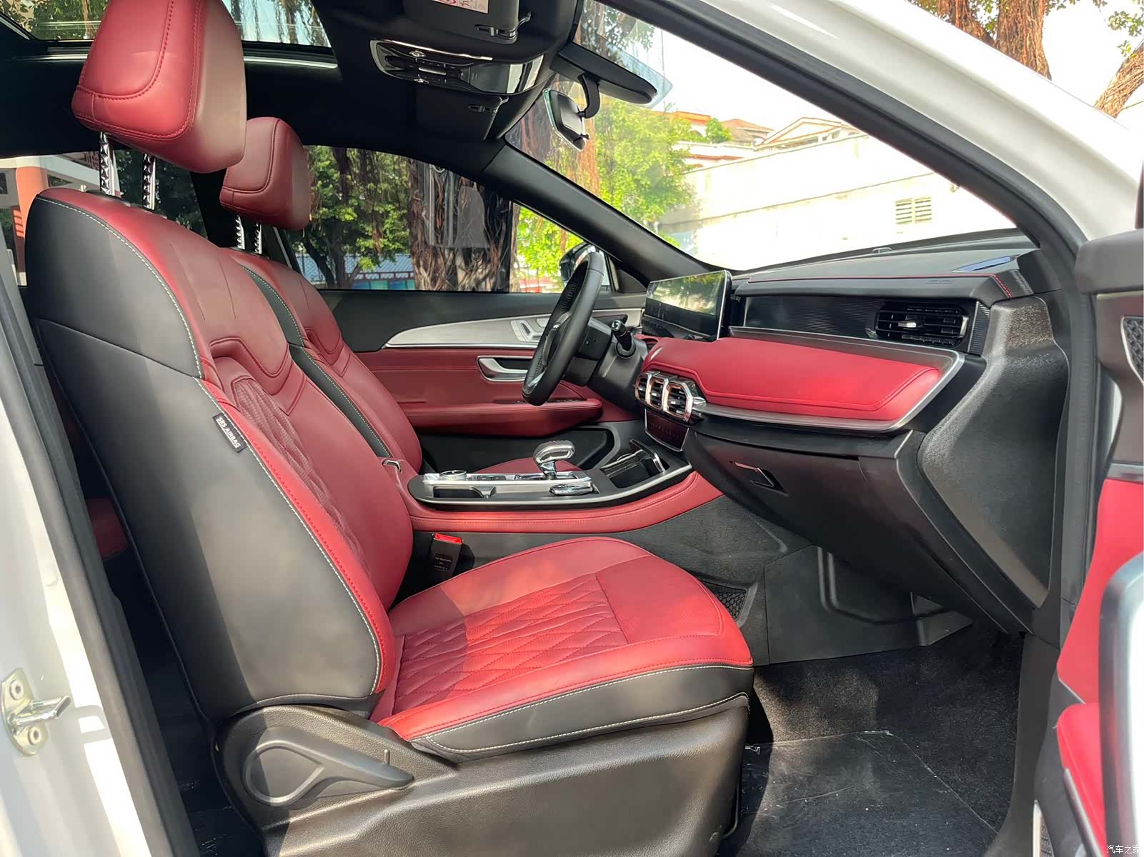 Jetour X70, 2025 9