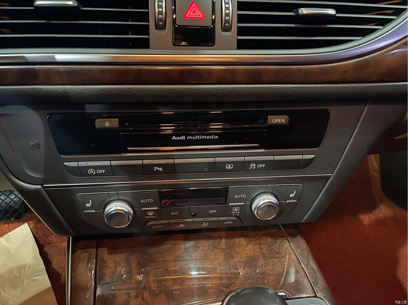 Audi A6L, 2017 13