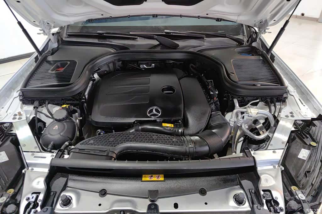 Mercedes-Benz GLC, 2021 10