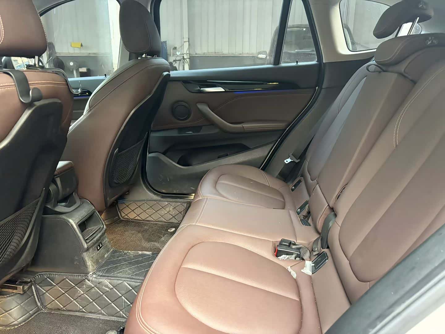 BMW X1, 2020 все фото