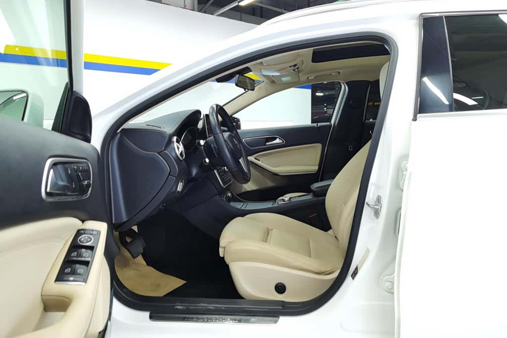 Mercedes-Benz GLA, 2016 9