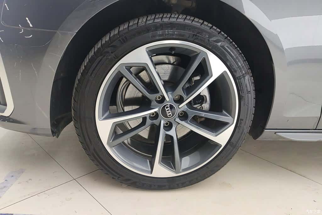 Audi A4L, 2023 6