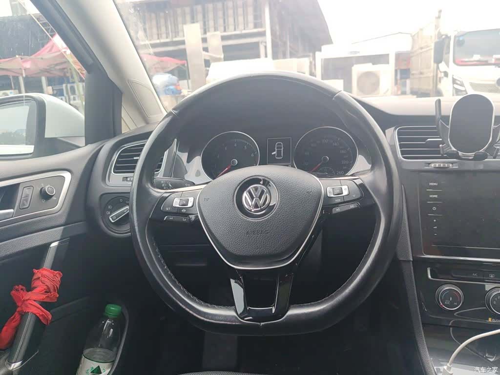 Volkswagen Golf, 2020 6