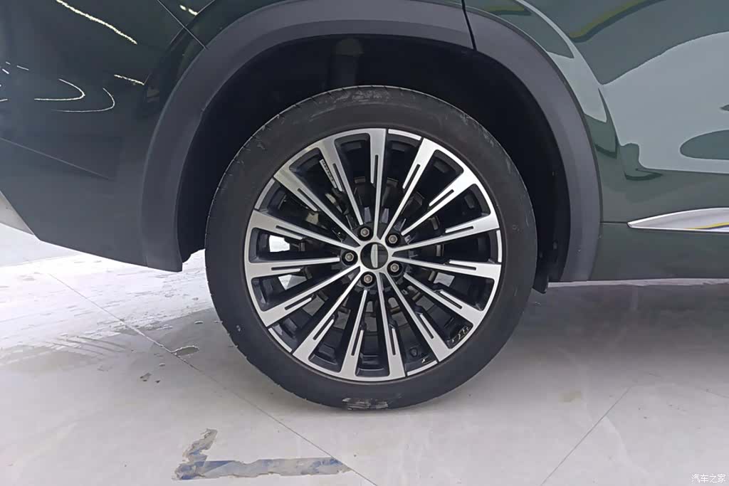 Geely Xingyue L, 2024 6