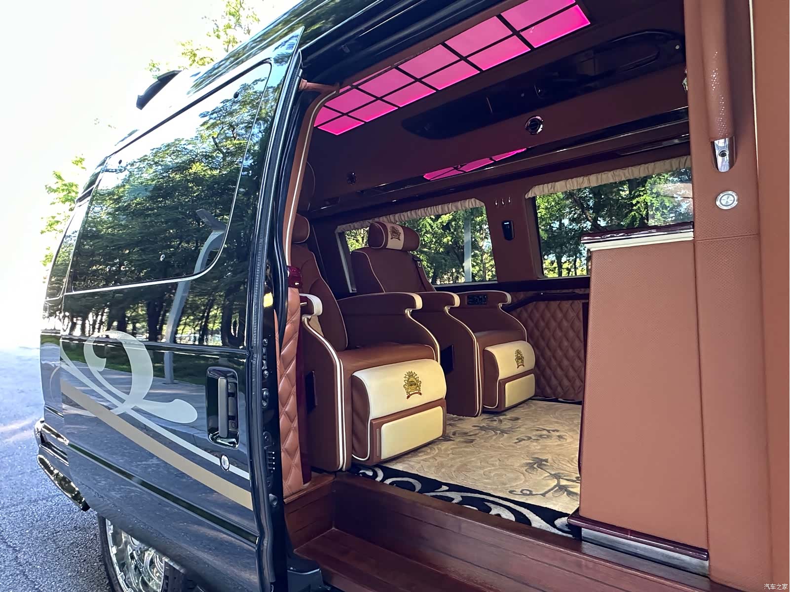 Ford E350, 2015 16