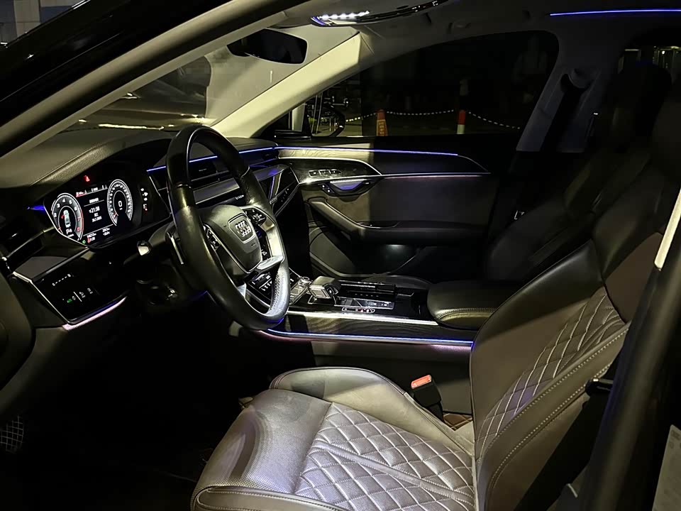 Audi A8 Audi A8
