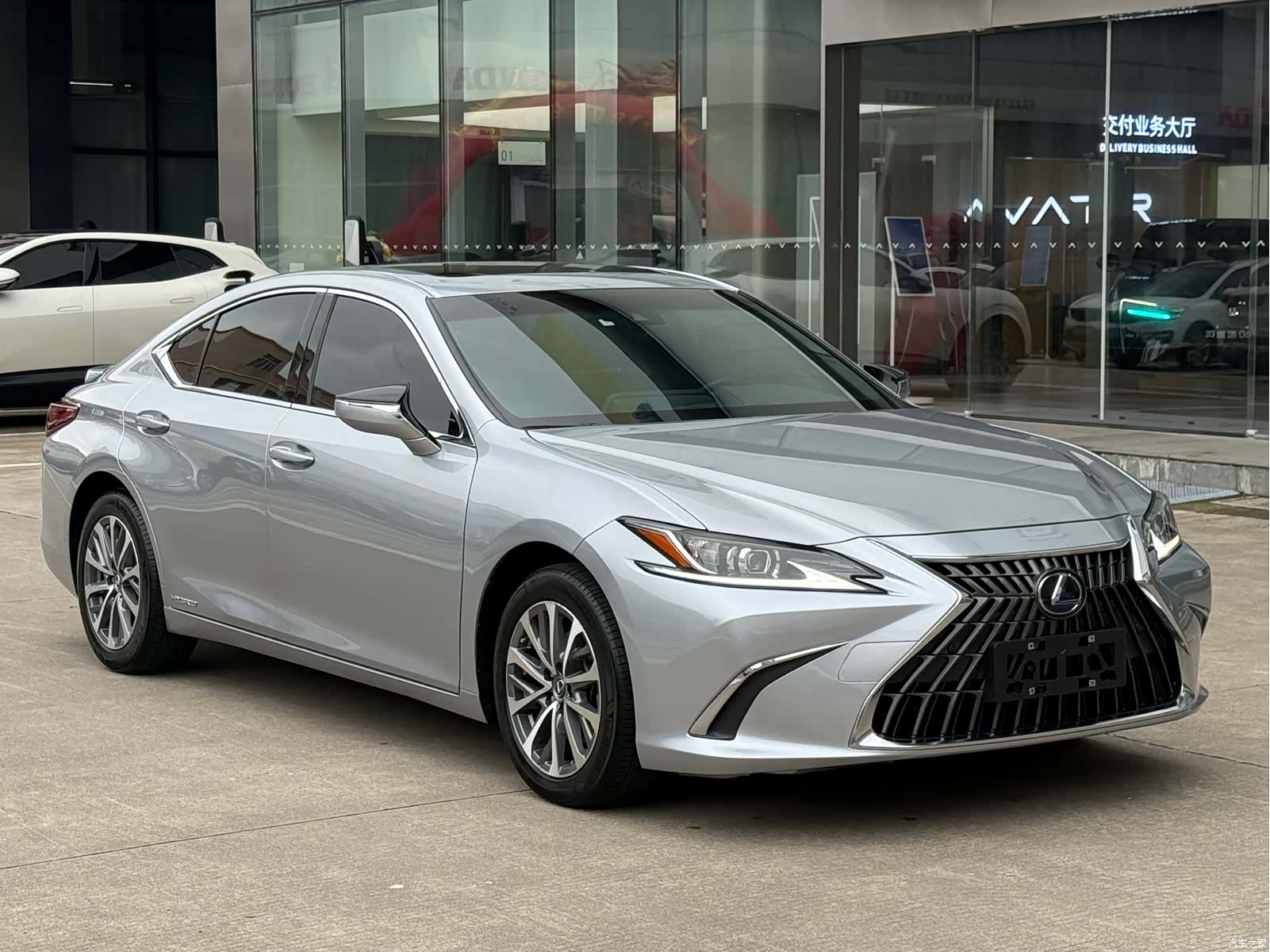 Lexus ES, 2022 1