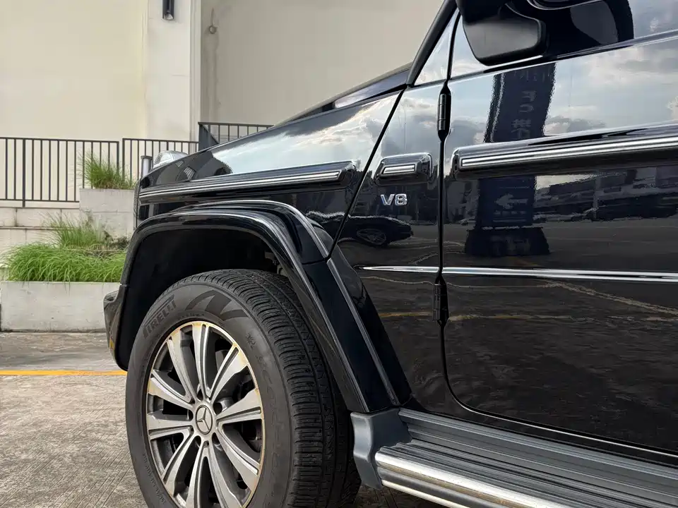 Mercedes-Benz G-class