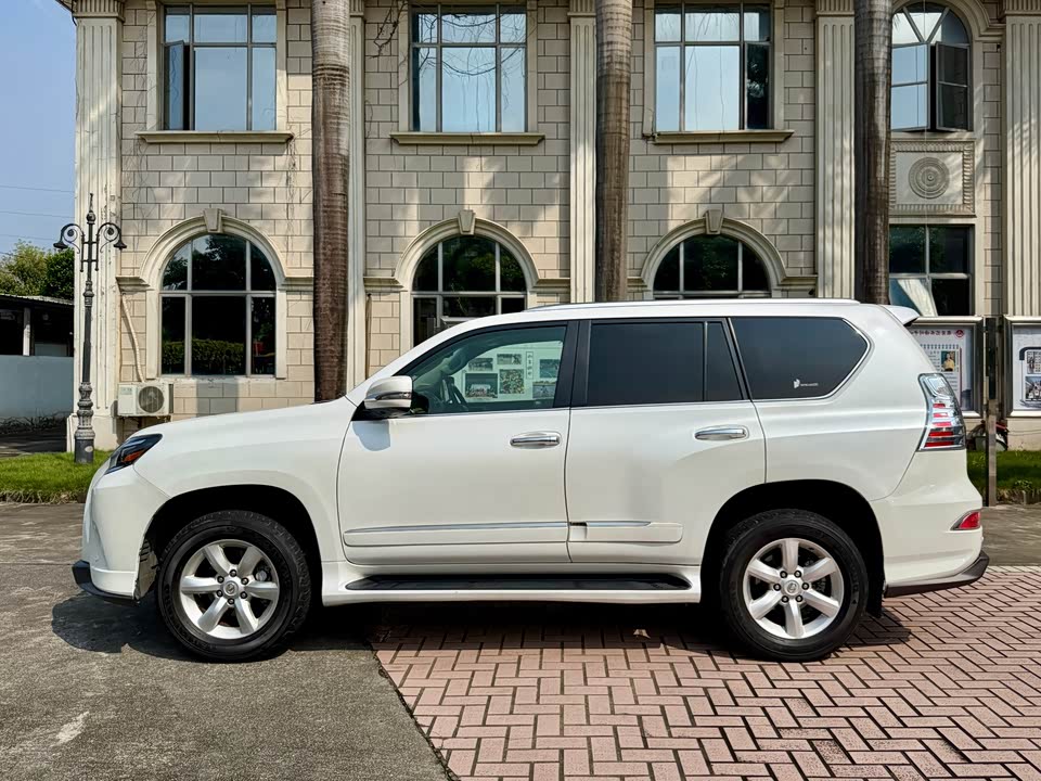 Lexus GX