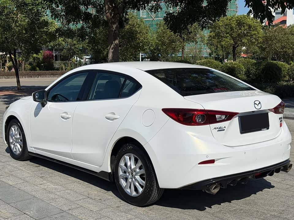 Mazda 3 Angkesaila