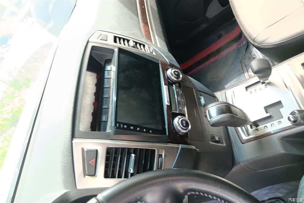 Mitsubishi Pajero, 2020 13