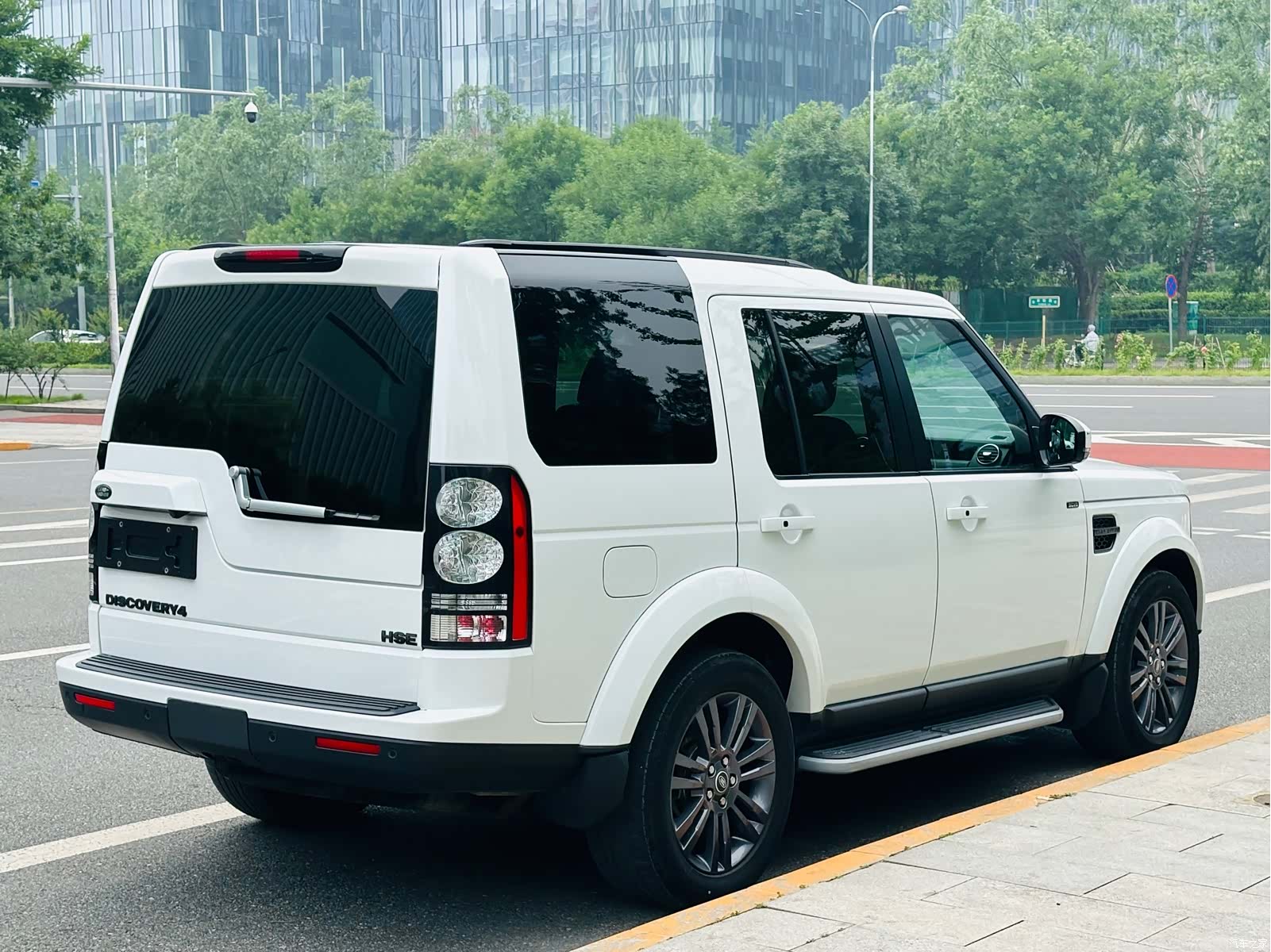 Land Rover Discovery, 2016 4