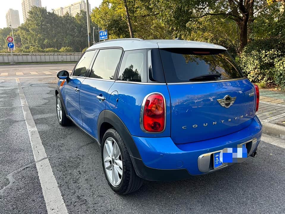 MINI COUNTRYMAN