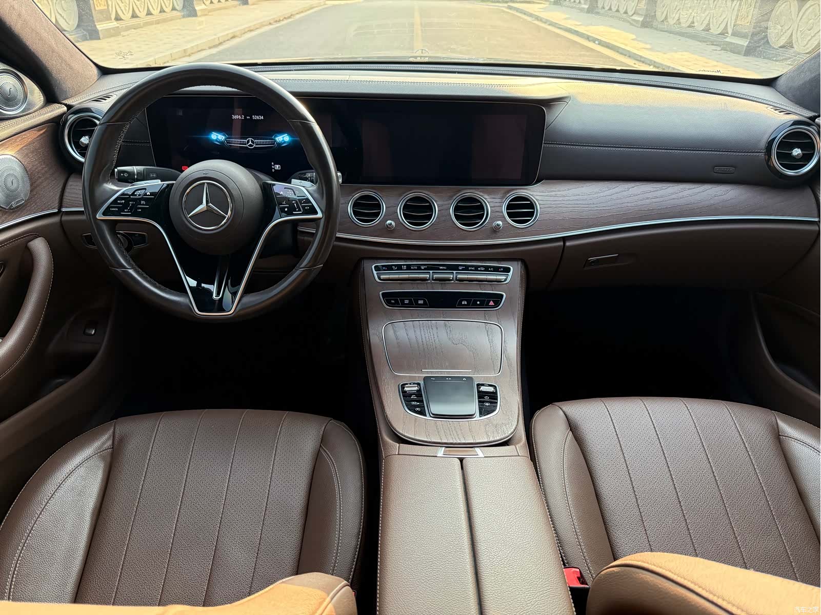 Mercedes-Benz E-Class, 2022 все фото