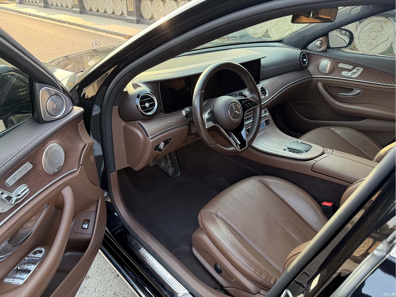 Mercedes-Benz E-Class, 2022 4
