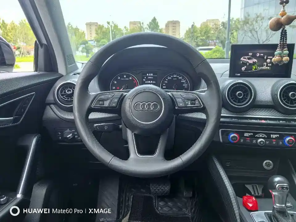 Audi Q2L Audi Q2L