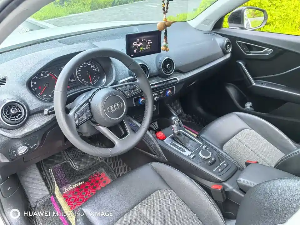 Audi Q2L Audi Q2L