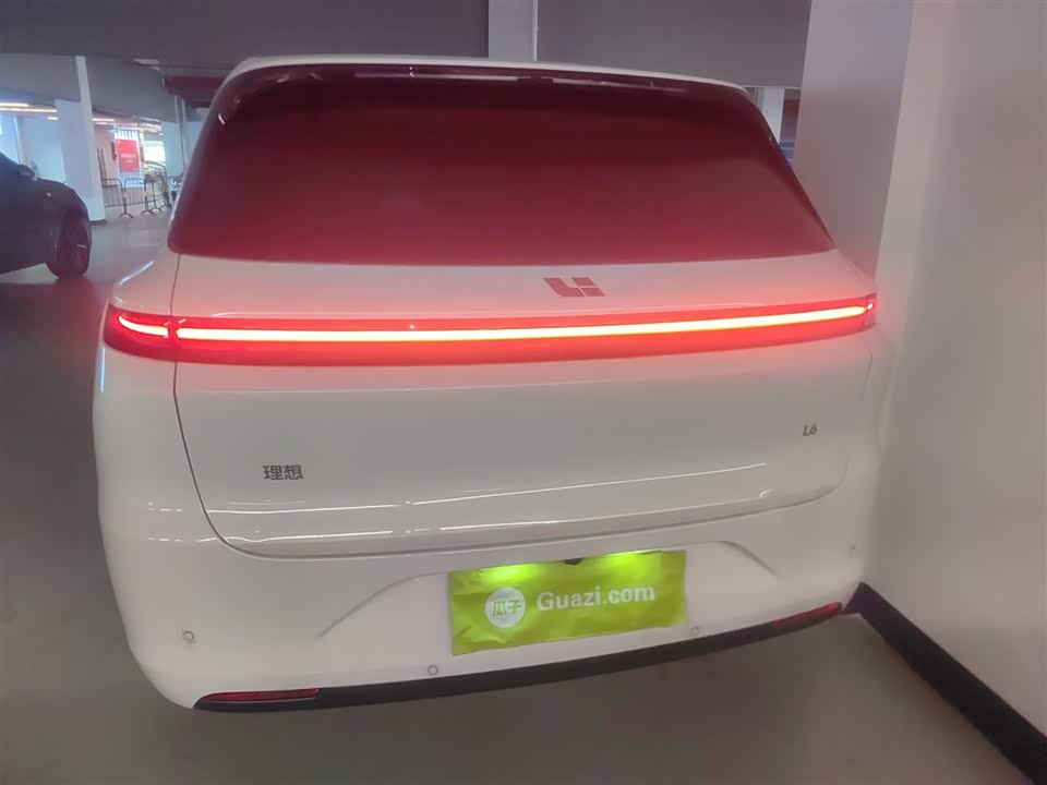 Li Auto Ideal L6