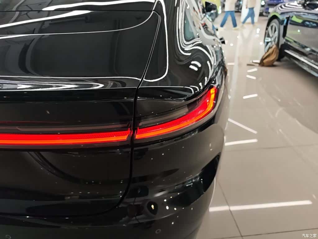 NIO ET7, 2022 8