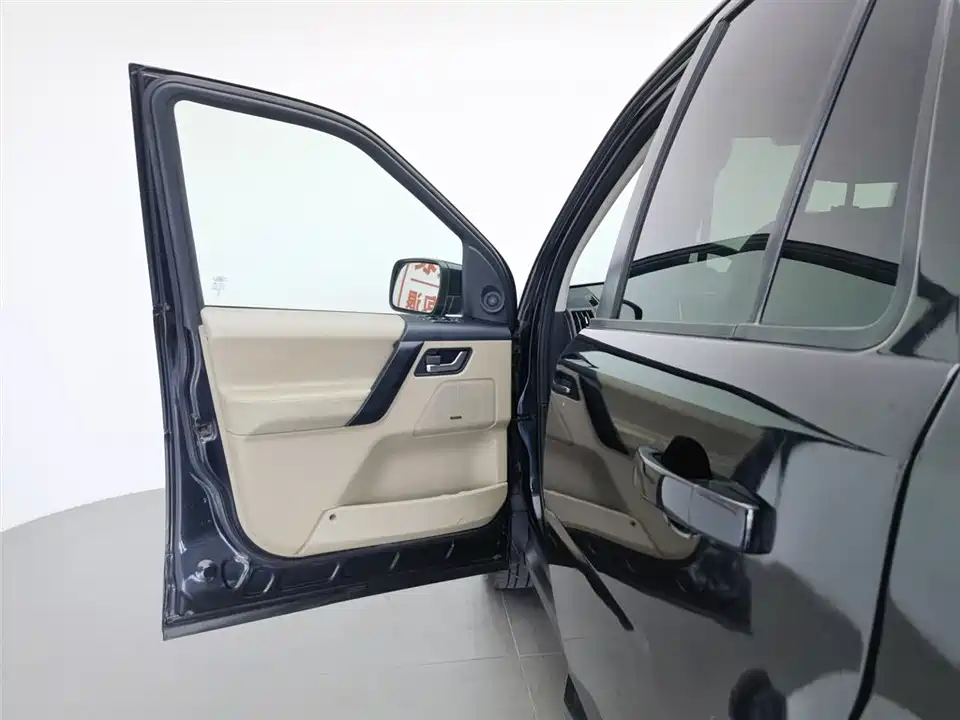 Land Rover Freelander 2