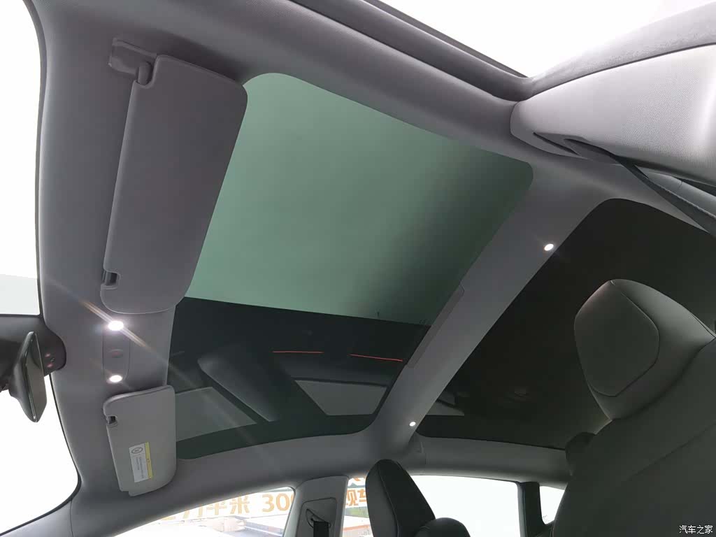 Tesla Model 3, 2024 14