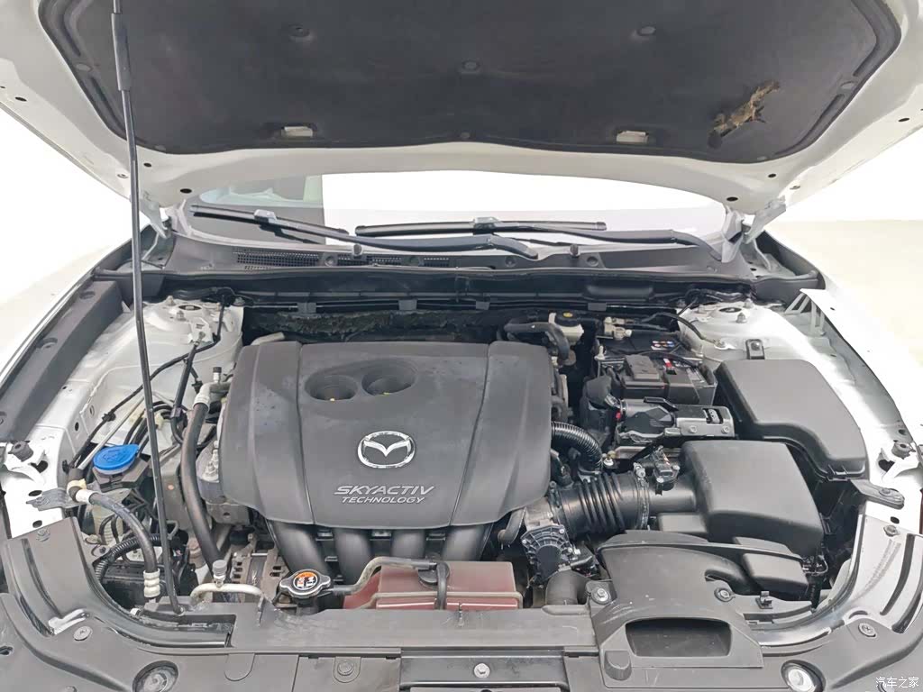 Mazda CX-4, 2016 6