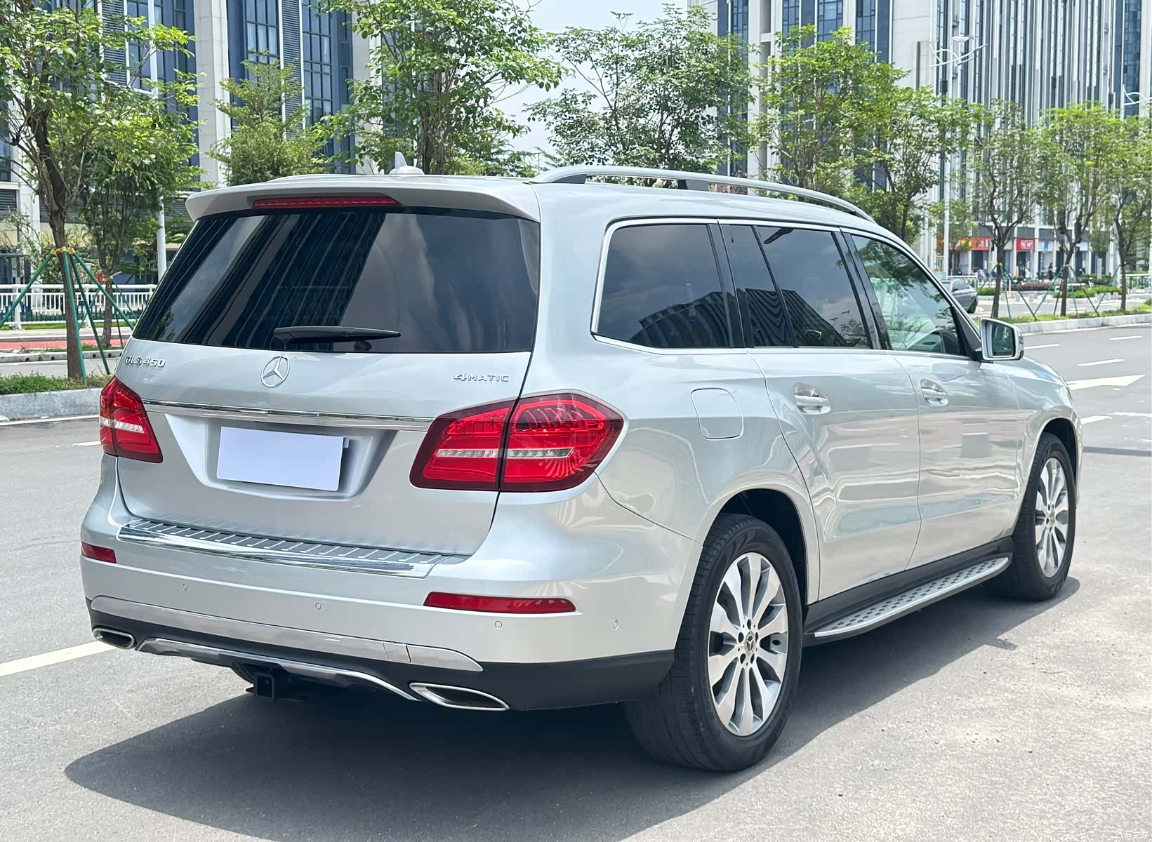 Mercedes-Benz GLS, 2018 4
