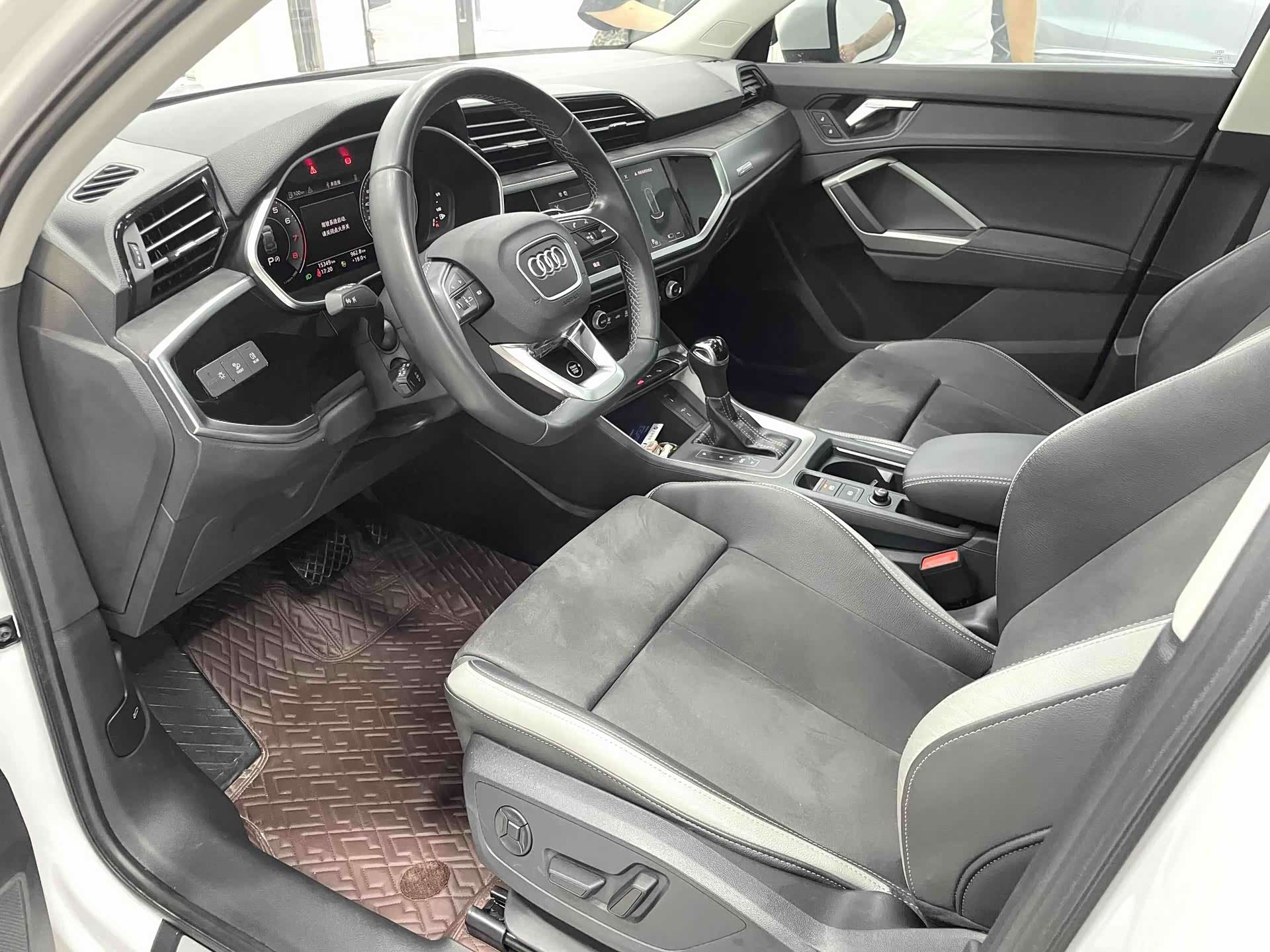 Audi Q3, 2022 7