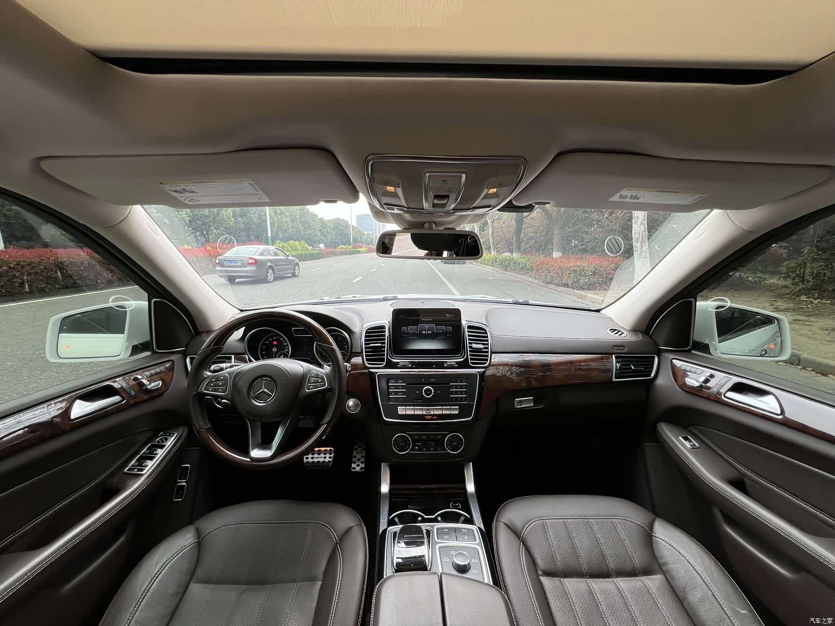 Mercedes-Benz GLS, 2017 все фото