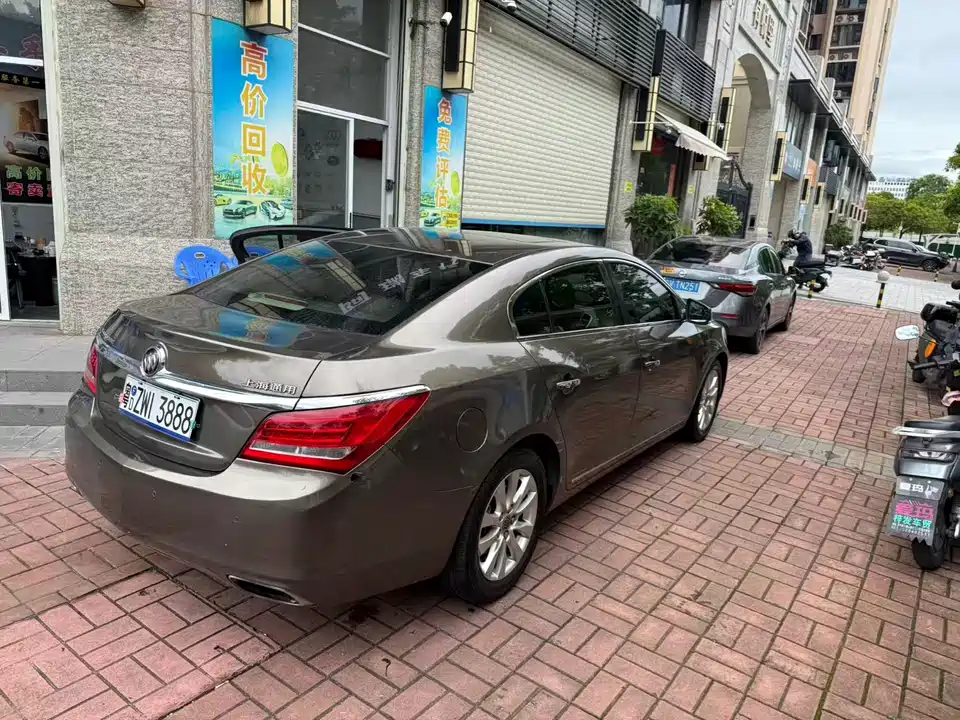 Buick Lacrosse