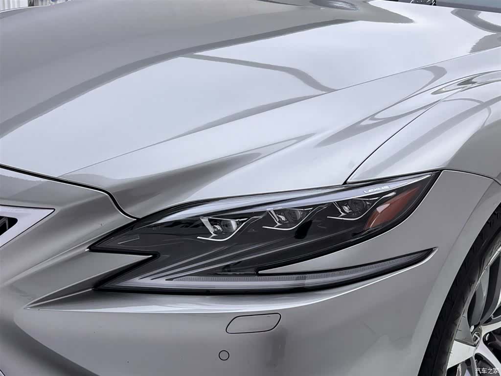 Lexus LS, 2020 12