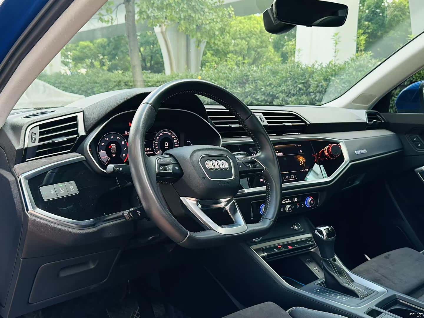 Audi Q3, 2019 10