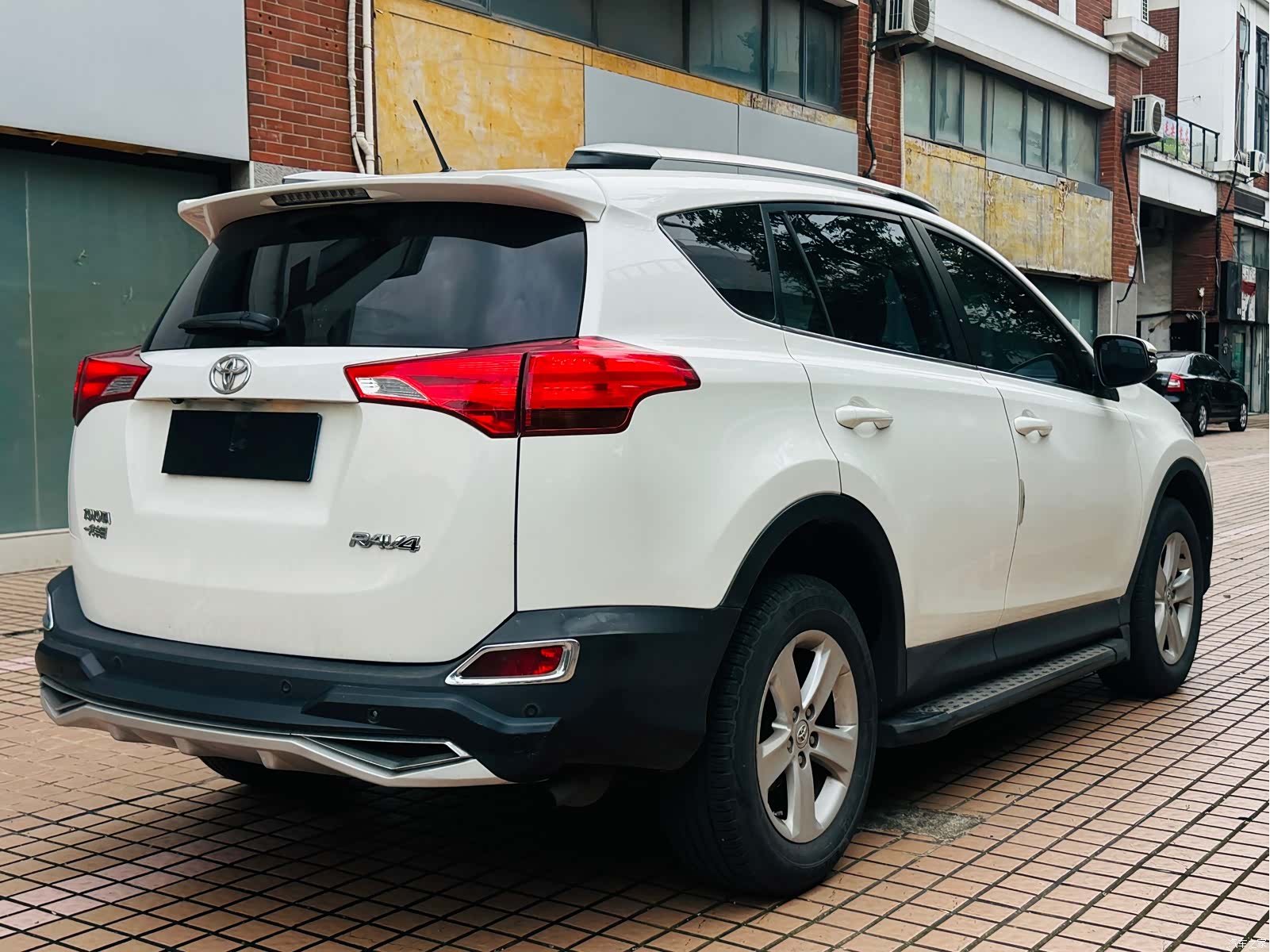 Toyota RAV4, 2014 7