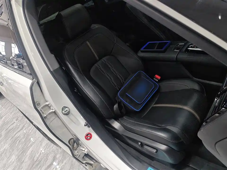 Honda UR-V Honda UR-V