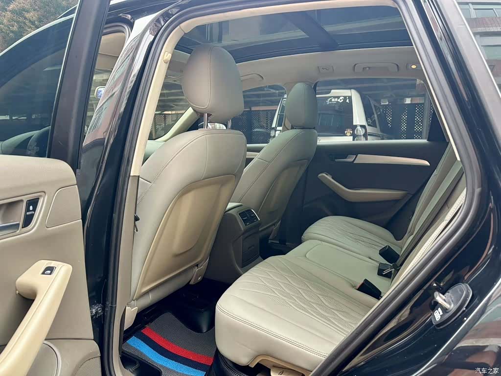 Audi Q5, 2012 6