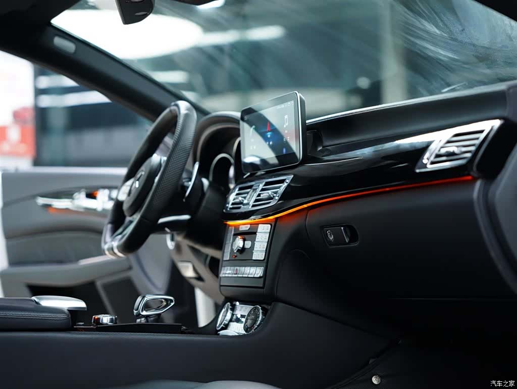 Mercedes-Benz CLS, 2018 38